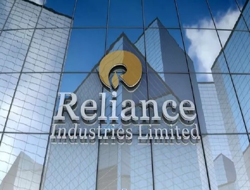 <strong></noscript>Reliance Q3 Results 2023: Net profit misses estimates on windfall tax</strong>